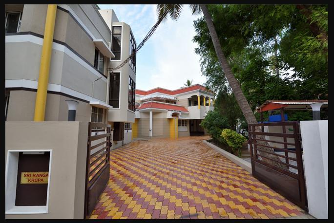 Sri Ranga Krupa Hotel Tiruchirappalli Exterior foto