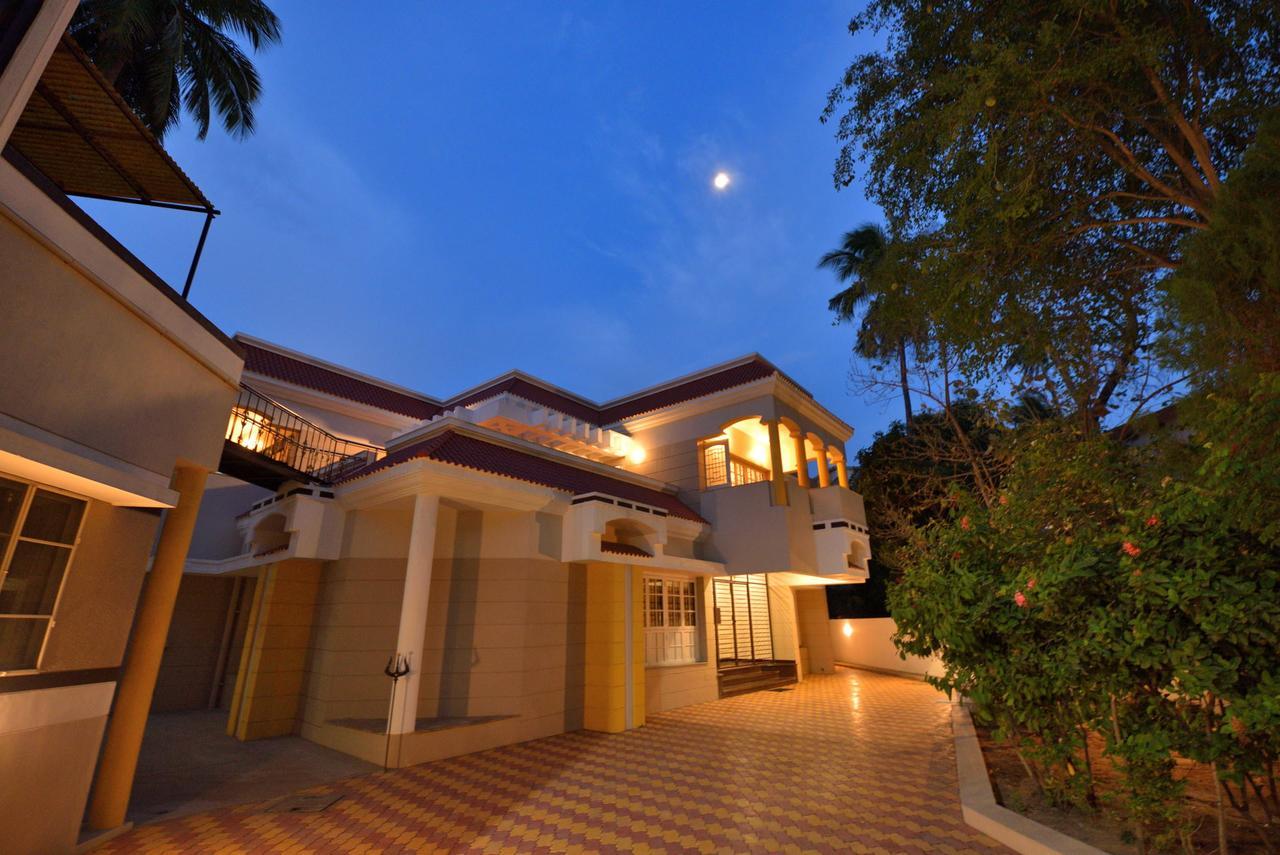 Sri Ranga Krupa Hotel Tiruchirappalli Exterior foto