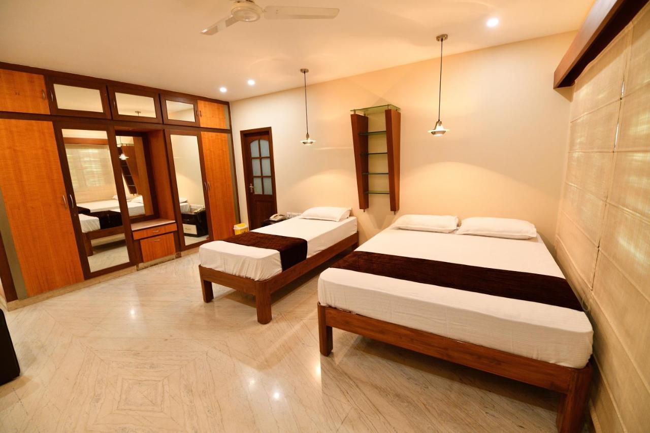Sri Ranga Krupa Hotel Tiruchirappalli Exterior foto