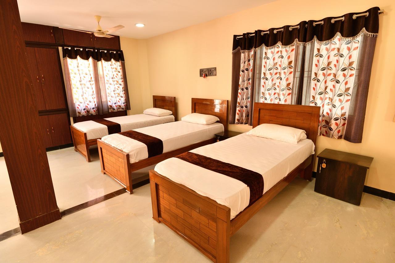 Sri Ranga Krupa Hotel Tiruchirappalli Exterior foto